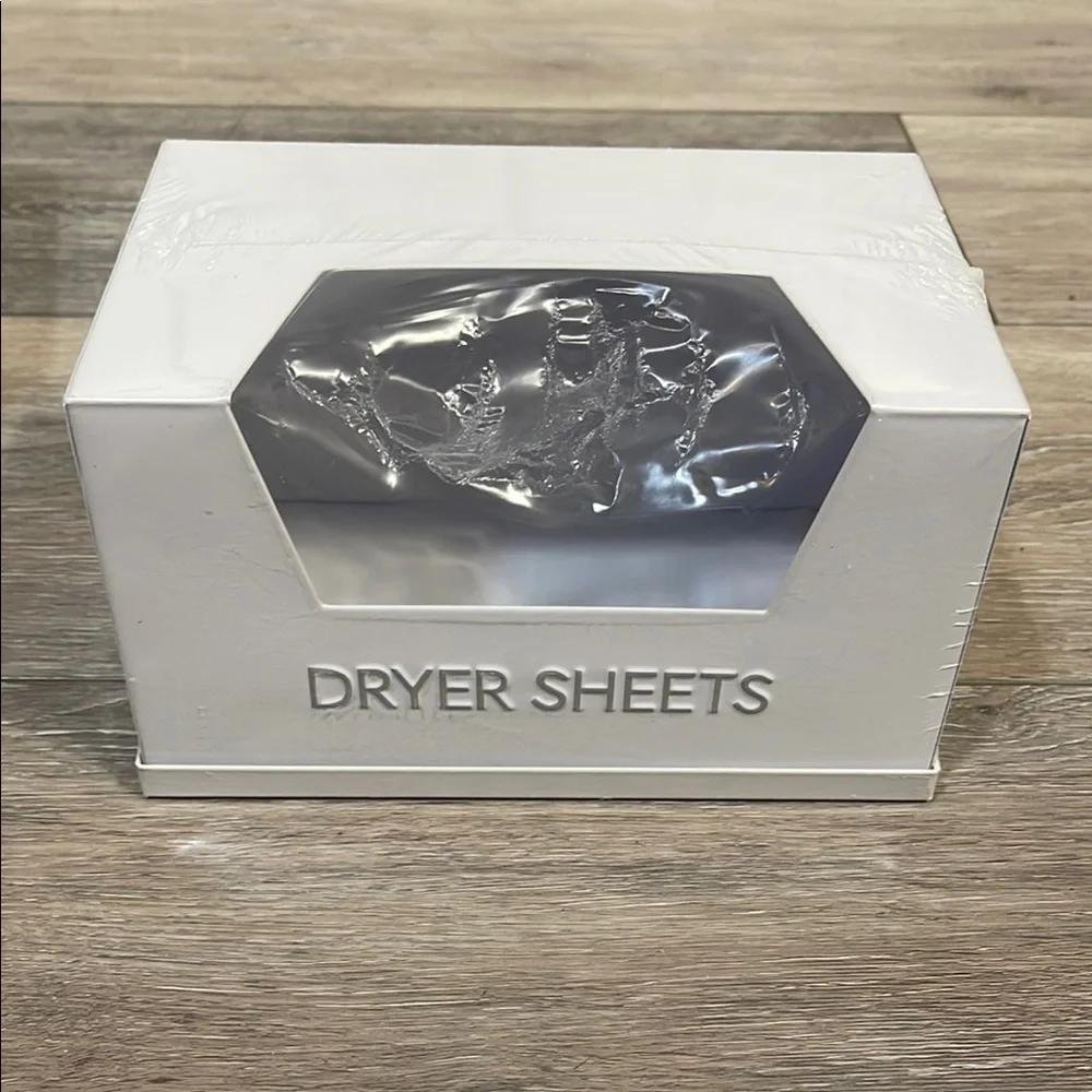 White Laundry Service Set